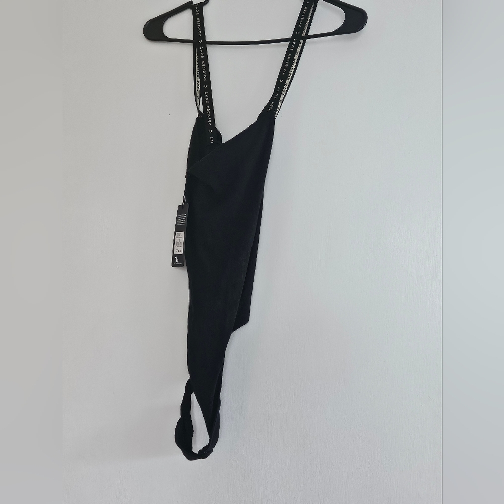 Body Suit Brandnew never used